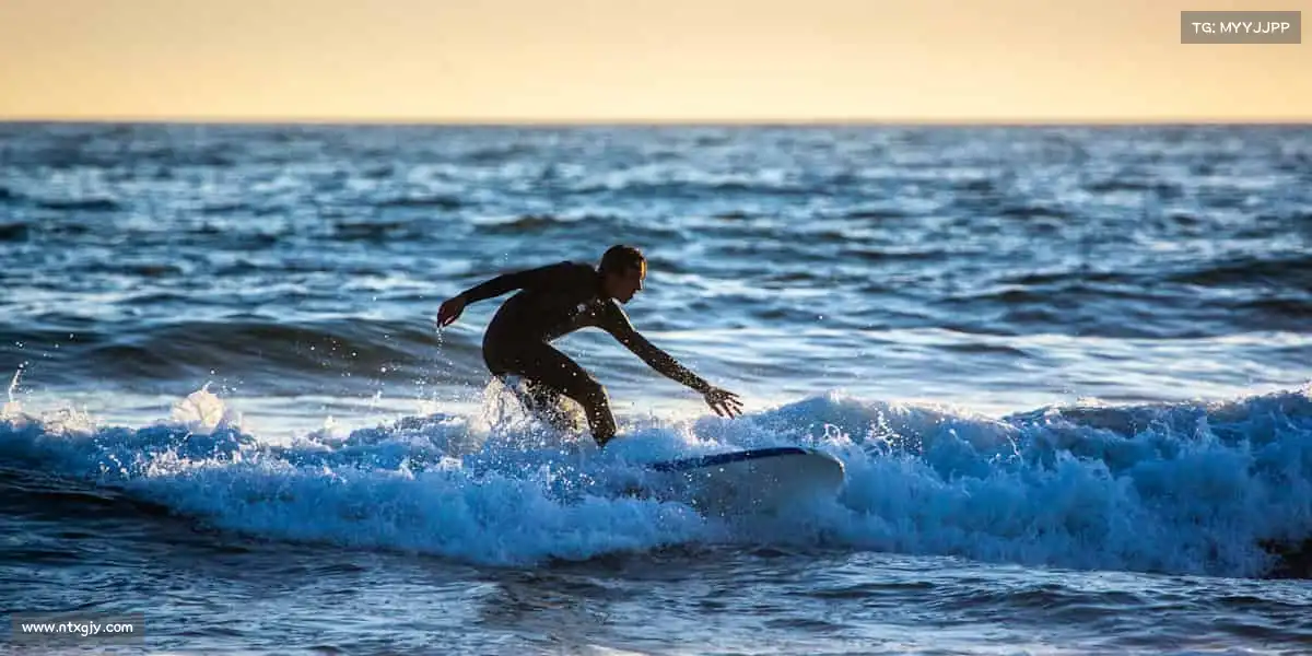 米乐yy易游——🏊🏄障碍游泳，劈波斩浪！